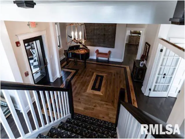 $2,995,000 | 101 North Rose Street, Elmwood, IL 61529