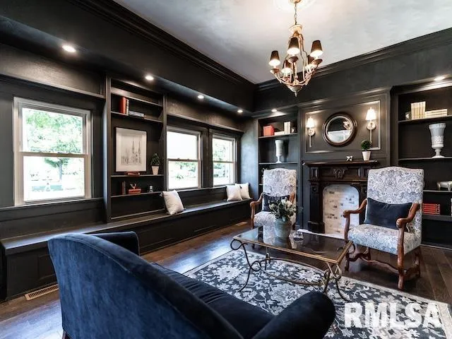 $2,995,000 | 101 North Rose Street, Elmwood, IL 61529