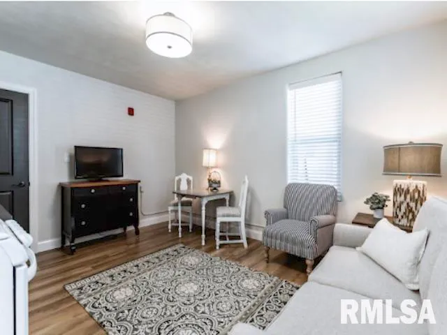 $2,995,000 | 101 North Rose Street, Elmwood, IL 61529