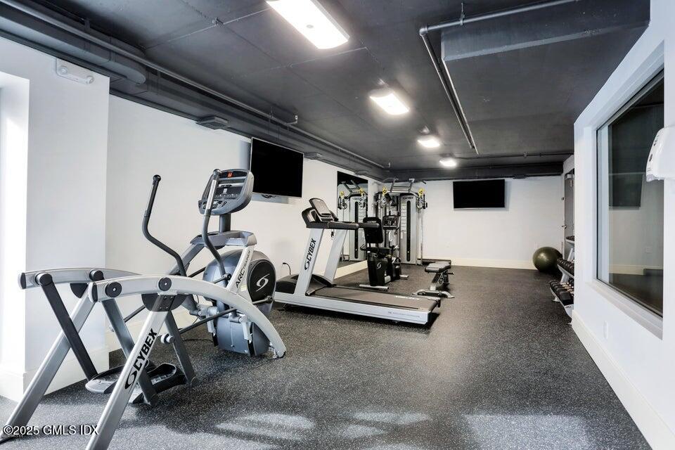 50 Sound View Drive, Unit 2N Greenwich, CT 06830 - Photo 29 of 37 a view of a room with gym equipment