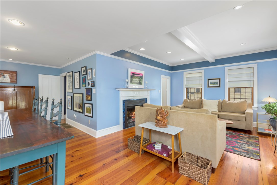 36 Post Road Warwick, RI 02888 - Photo 6 of 23 Gallery Image 6
