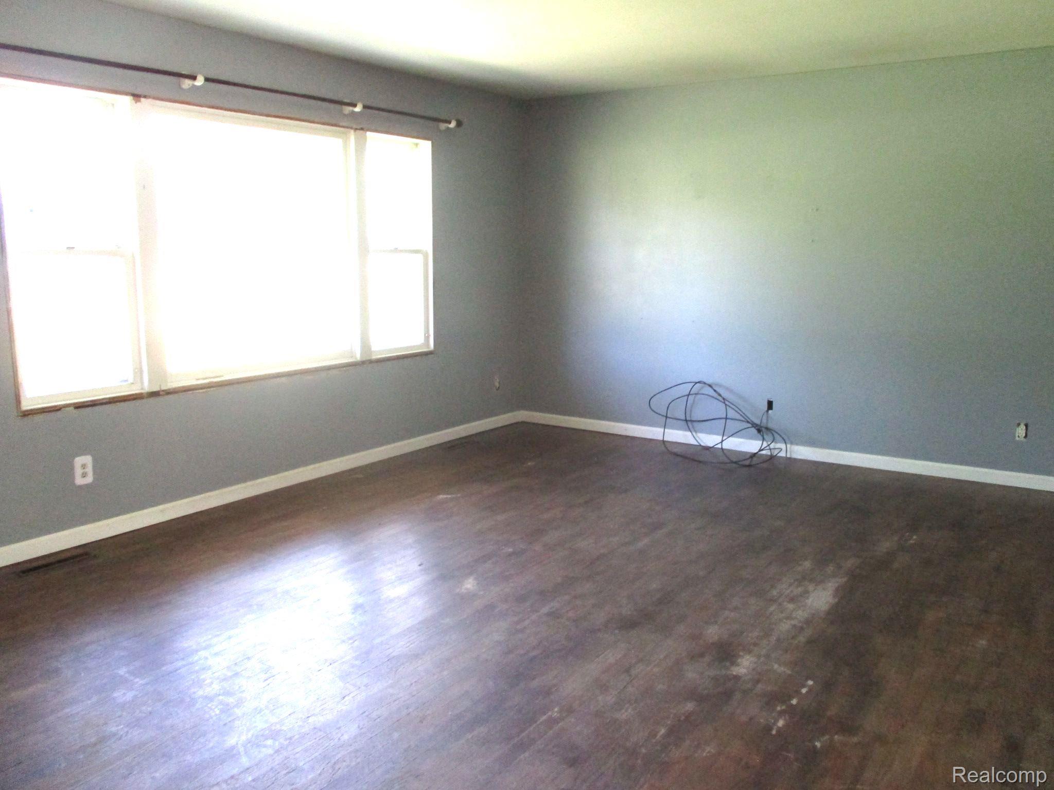 11127 Elms Road Clio, MI 48420 - Photo 7 of 24 Gallery Image 7