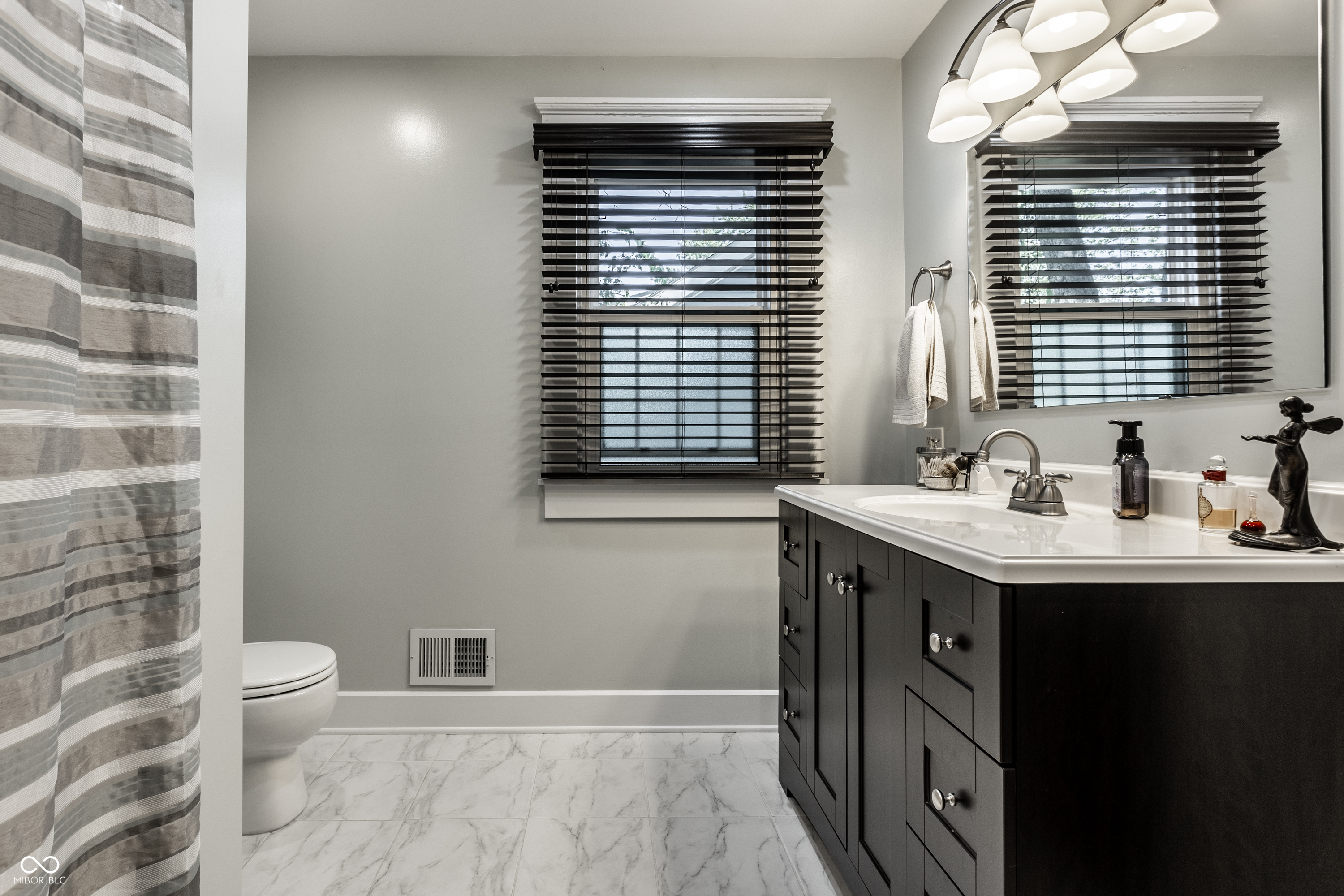 4148 Ruckle Street Indianapolis, IN 46205 - Photo 7 of 27 Gallery Image 7