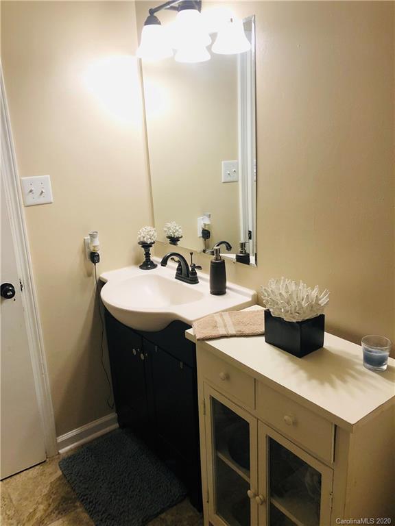 511 Fieldcrest Drive, Unit 1 Chester, SC 29706 - Photo 12 of 17 Gallery Image 12