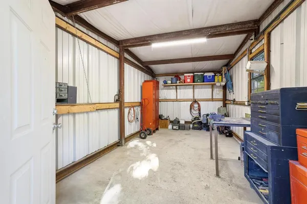 $295,000 | 2415 North Shore Drive, Bonham, TX 75418