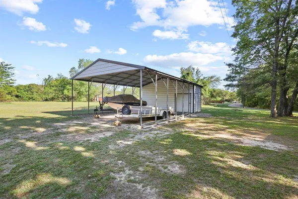 $295,000 | 2415 North Shore Drive, Bonham, TX 75418