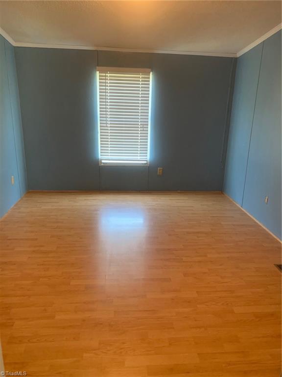 1650 Ed Rickard Road Lexington, NC 27295 - Photo 3 of 12 2nd Bedroom