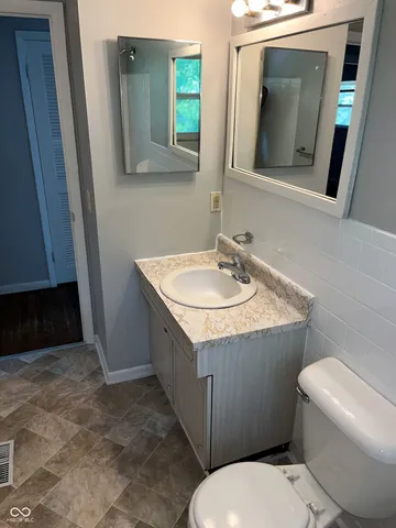 $865 | 6264 Eastridge Drive, Unit 204, Indianapolis, IN 46219