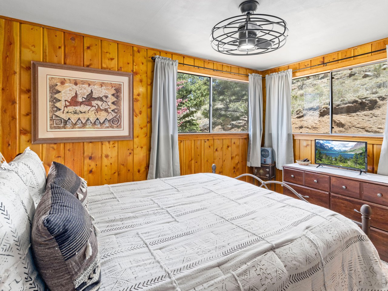 1251 Giant Track Road Estes Park, CO 80517 - Photo 23 of 29 Bedroom 1