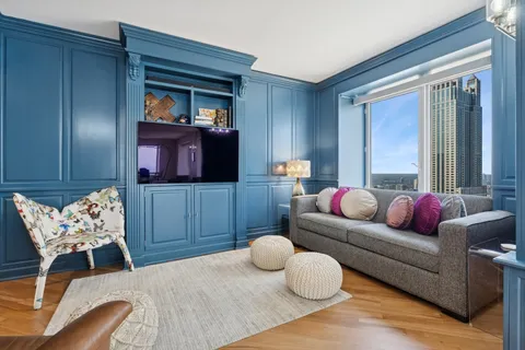 $1,300,000 | 161 East Chicago Avenue, Unit 38A, Chicago, IL 60611