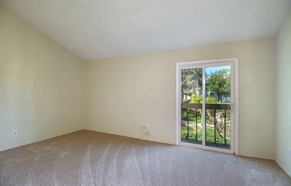 $3,900 | 12095 Caminito Campana, San Diego, CA 92128