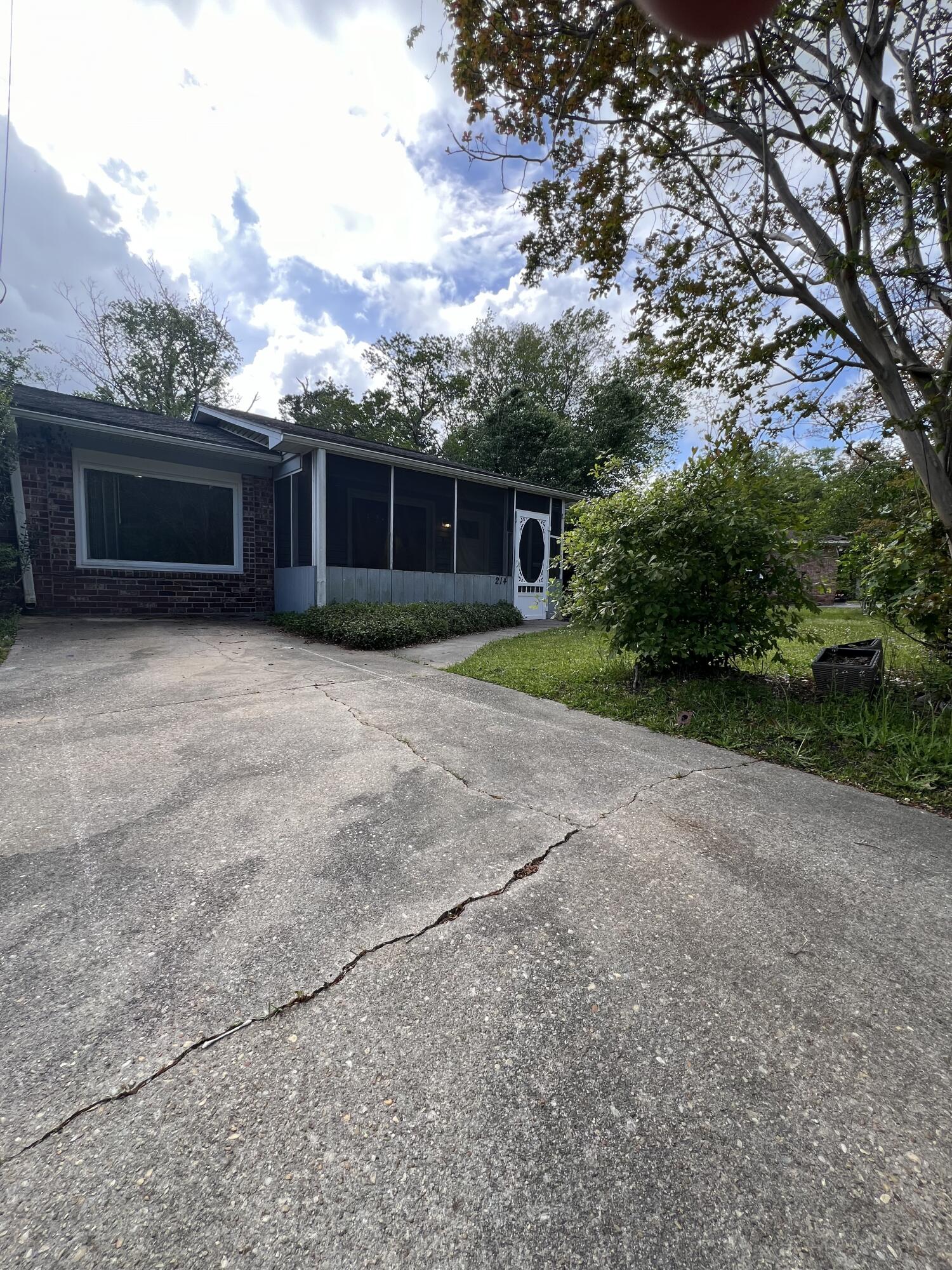 214 Arbor Road Summerville, SC 29485 - Photo 2 of 22 IMG_4191 copy