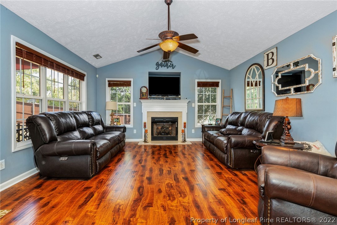 5444 Arnette Road Hope Mills, NC 28348 - Photo 10 of 34 Gallery Image 10