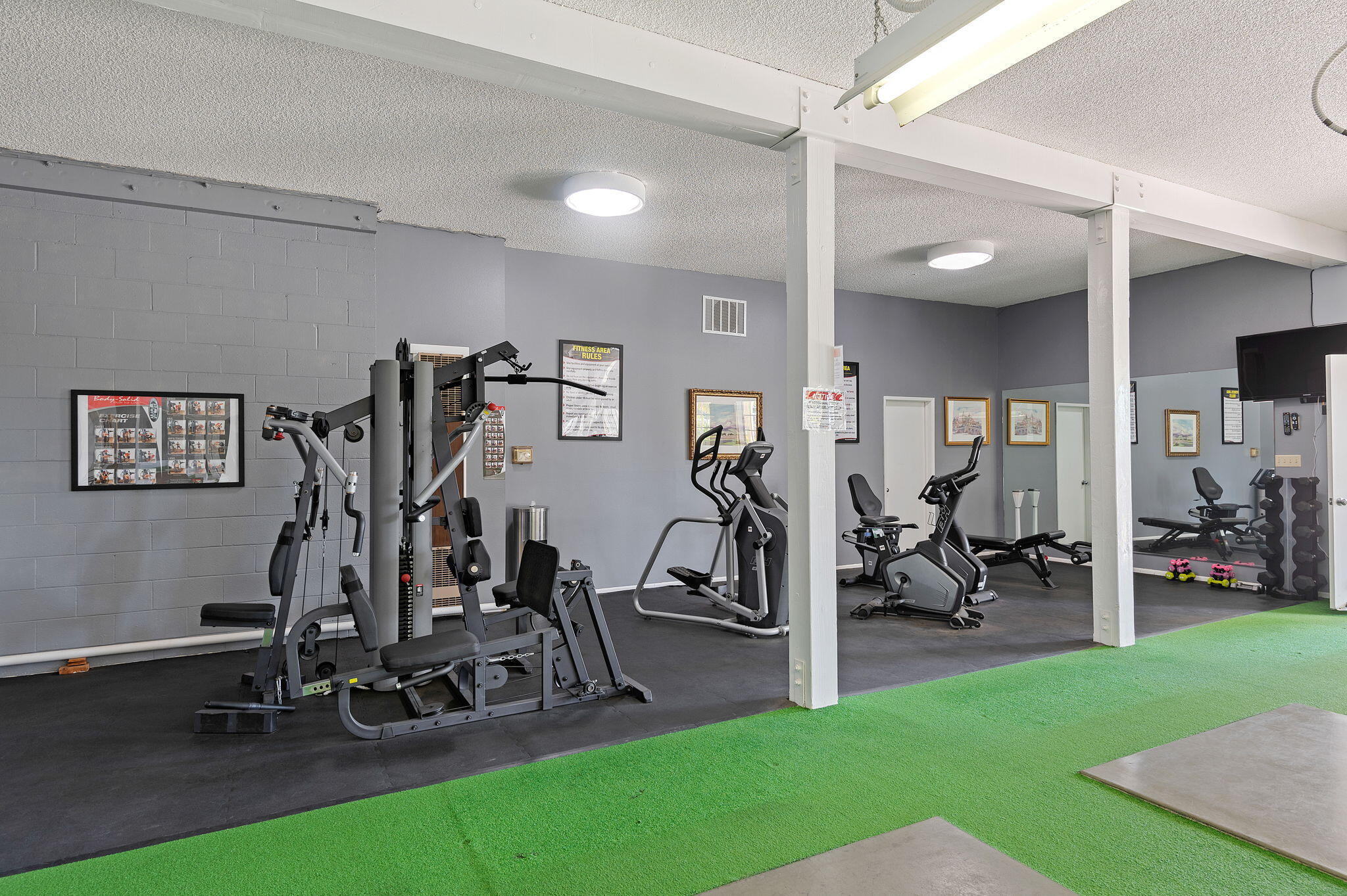 340 Old Mill Road, Unit 193 Santa Barbara, CA 93110 - Photo 37 of 42 11-San Vicente Clubhouse Gym