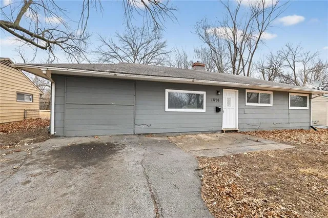 $144,900 | 11206 Corrington Avenue, Kansas City, MO 64134