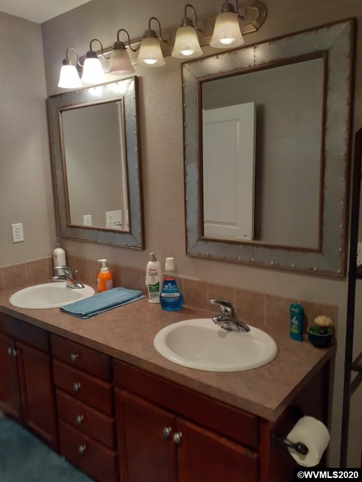 1225 Filbert Street Jefferson, OR 97352 - Photo 22 of 35 Gallery Image 22