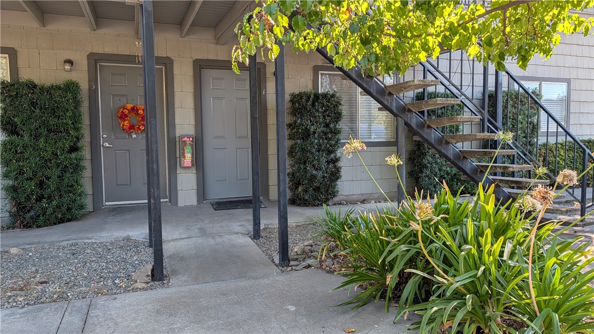 2375 Notre Dame Boulevard, Unit 1 Chico, CA 95928 - Photo 1 of 10