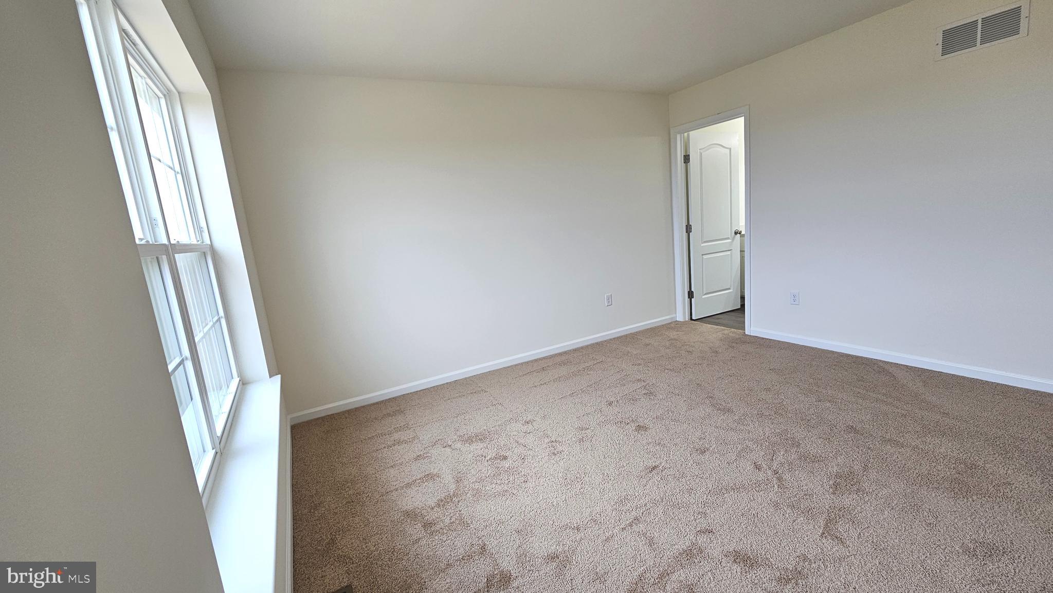 231 Doylestown Road Smyrna, DE 19977 - Photo 18 of 37 Owner's Suite