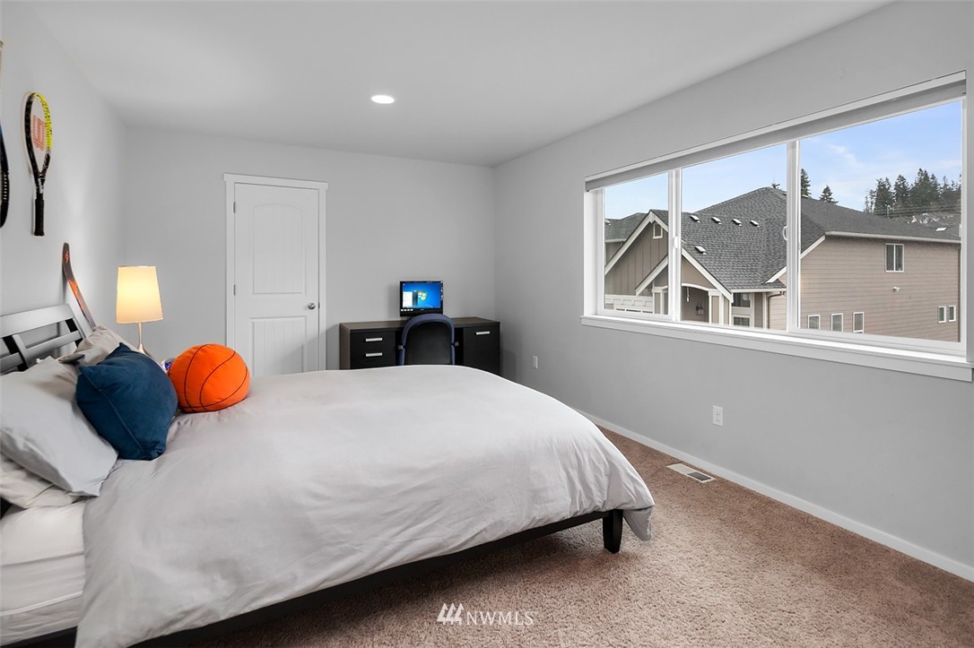 22317 38th Avenue Southeast Bothell, WA 98021 - Photo 17 of 22