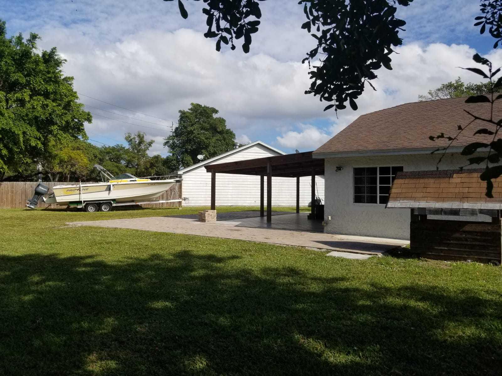 11203 Model Circle West Boca Raton, FL 33428 - Photo 2 of 10 IMG-20201211-WA0018 (1)