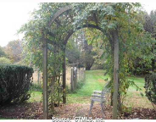 721 Cook Hill Road Cheshire, CT 06410 - Photo 1 of 1 Gallery Image 1