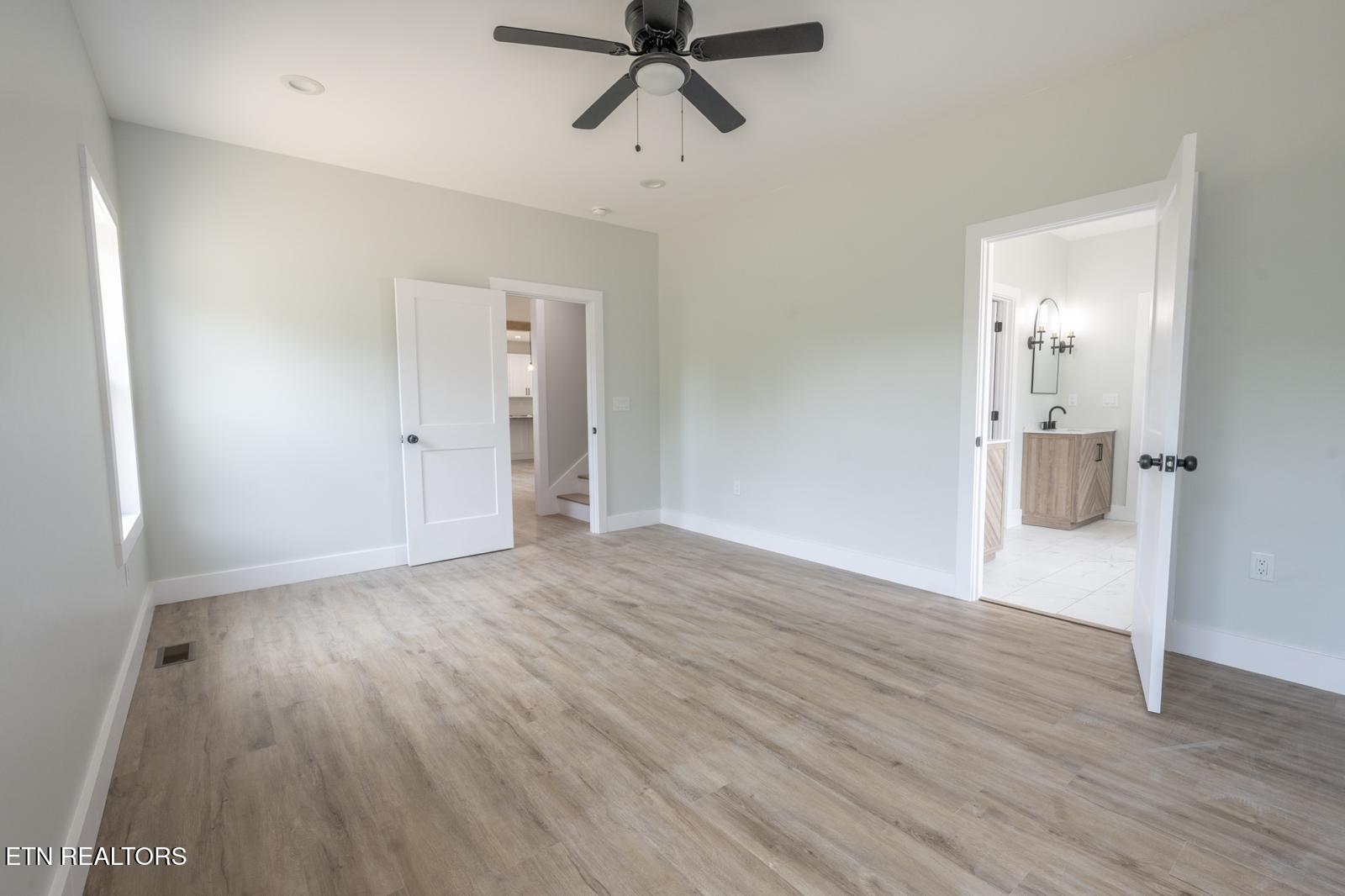 237 Laura Boling Loop Road Strawberry Plains, TN 37871 - Photo 9 of 27 Master1