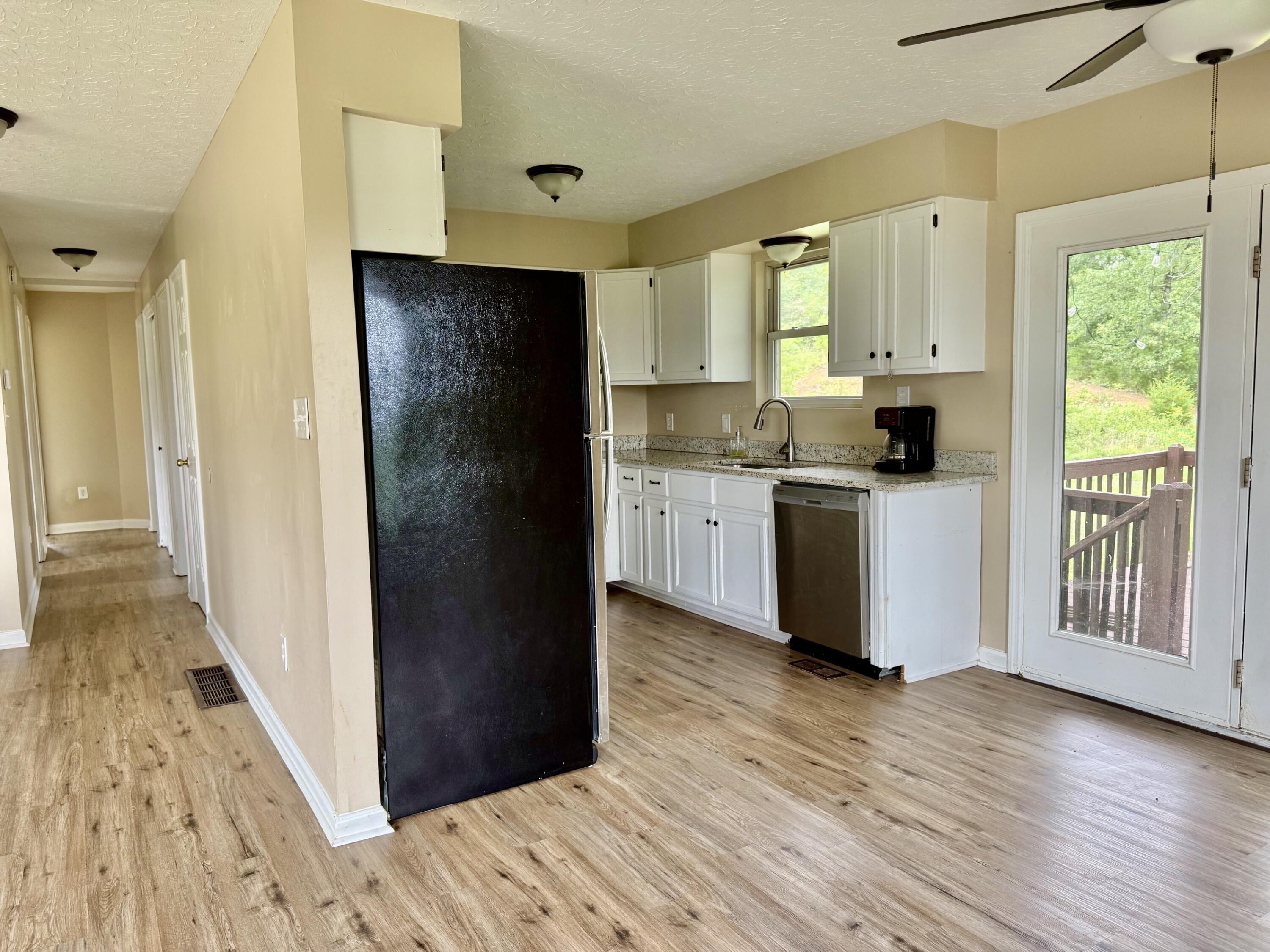 301 T Estes Road Beattyville, KY 41311 - Photo 21 of 72 IMG_7247