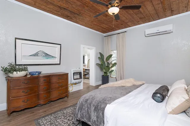 $120,000 | 402 North Liveoak Street, Richland Springs, TX 76871