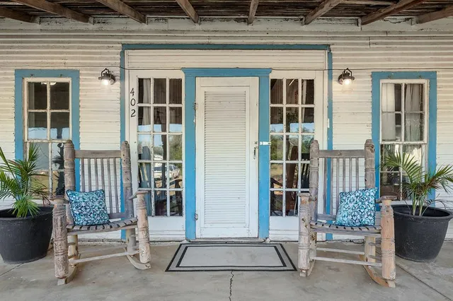 $120,000 | 402 North Liveoak Street, Richland Springs, TX 76871