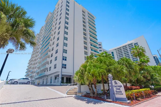 $499,000 | 5001 Collins Avenue, Unit 4G, Miami Beach, FL 33140