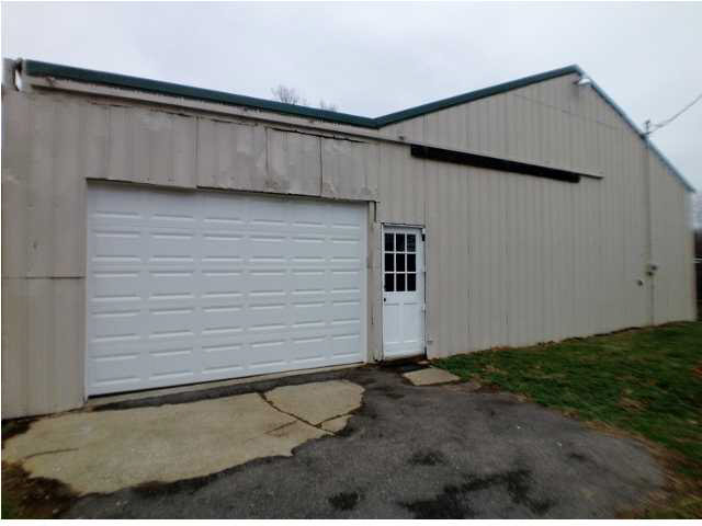 1344 South Yankeetown Road Boonville, IN 47601 - Photo 3 of 30 Gallery Image 3