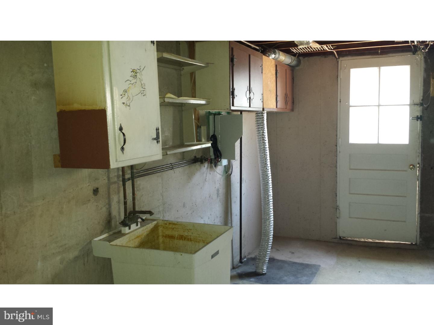 106 Rhodes Avenue Collingdale, PA 19023 - Photo 17 of 23 Gallery Image 17