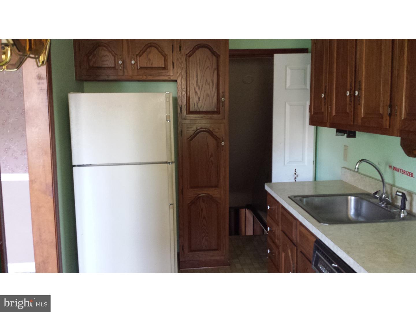106 Rhodes Avenue Collingdale, PA 19023 - Photo 7 of 23 Gallery Image 7