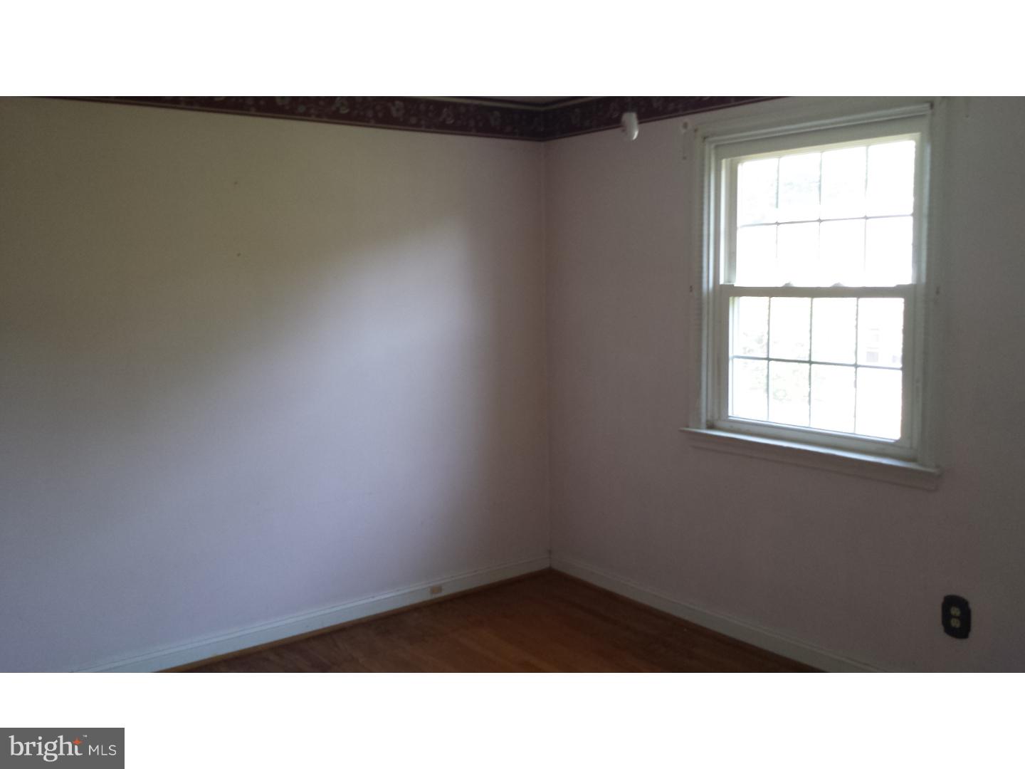 106 Rhodes Avenue Collingdale, PA 19023 - Photo 8 of 23 Gallery Image 8