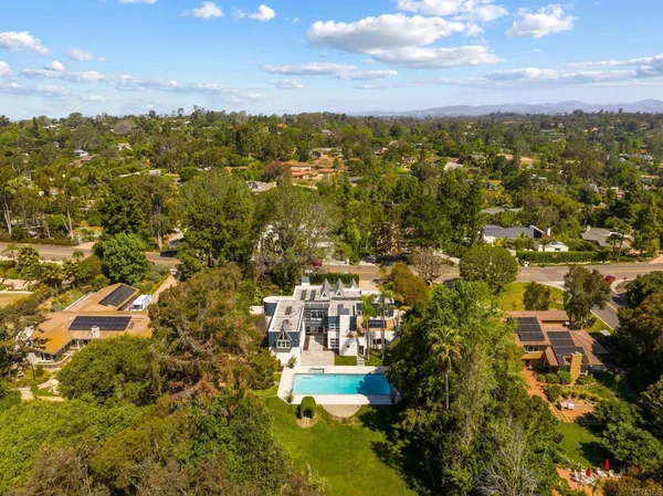 $7,200,000 | 4557 Vista De La Tierra, Del Mar, CA 92014