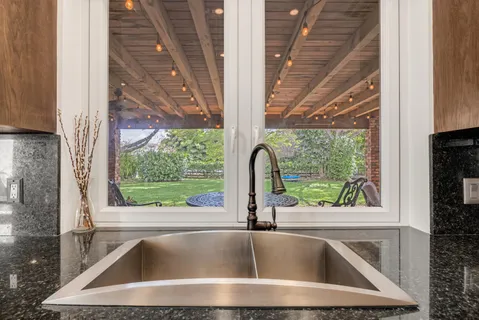 $2,695,000 | 12301 Southwest 107th Avenue, Miami, FL 33176