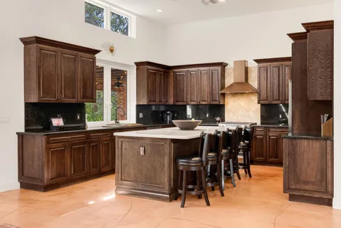 $2,695,000 | 12301 Southwest 107th Avenue, Miami, FL 33176