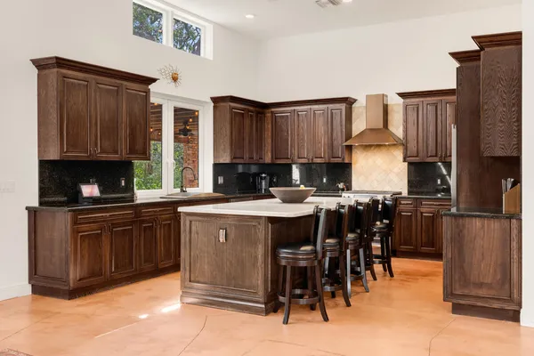 $2,695,000 | 12301 Southwest 107th Avenue, Miami, FL 33176
