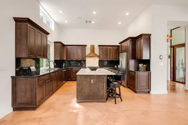 $2,695,000 | 12301 Southwest 107th Avenue, Miami, FL 33176