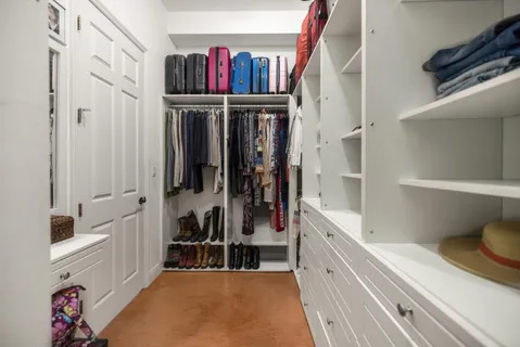 $2,695,000 | 12301 Southwest 107th Avenue, Miami, FL 33176