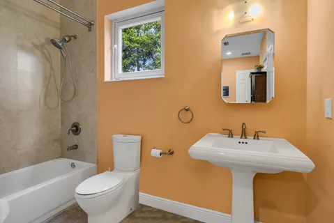 $2,695,000 | 12301 Southwest 107th Avenue, Miami, FL 33176