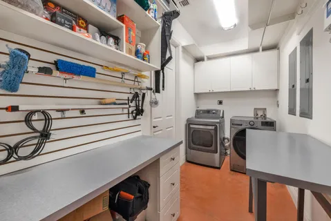 $2,695,000 | 12301 Southwest 107th Avenue, Miami, FL 33176