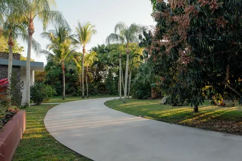 $2,695,000 | 12301 Southwest 107th Avenue, Miami, FL 33176