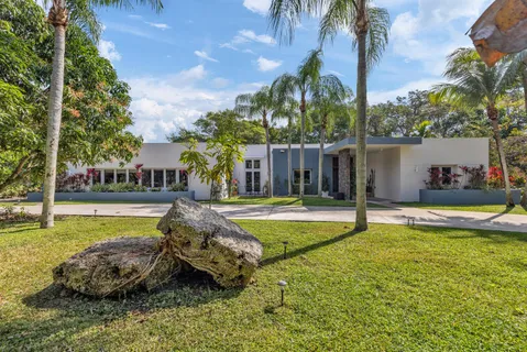 $2,695,000 | 12301 Southwest 107th Avenue, Miami, FL 33176