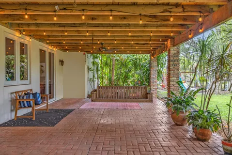 $2,695,000 | 12301 Southwest 107th Avenue, Miami, FL 33176