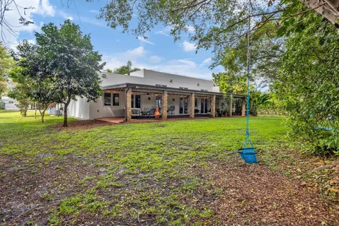 $2,695,000 | 12301 Southwest 107th Avenue, Miami, FL 33176