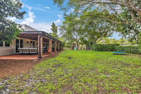 $2,695,000 | 12301 Southwest 107th Avenue, Miami, FL 33176