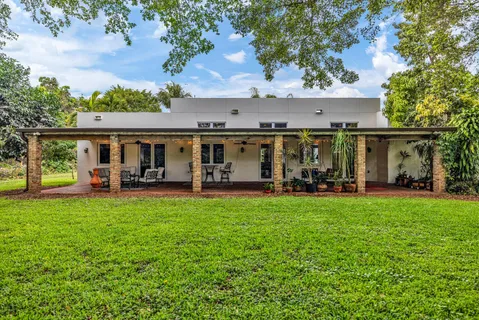 $2,695,000 | 12301 Southwest 107th Avenue, Miami, FL 33176