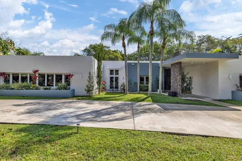 $2,695,000 | 12301 Southwest 107th Avenue, Miami, FL 33176