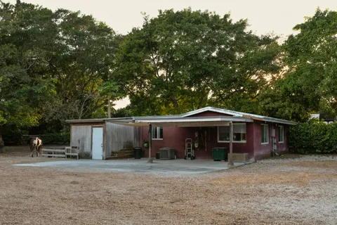 $2,695,000 | 12301 Southwest 107th Avenue, Miami, FL 33176